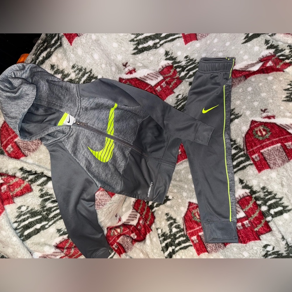Toddler Nike outfit